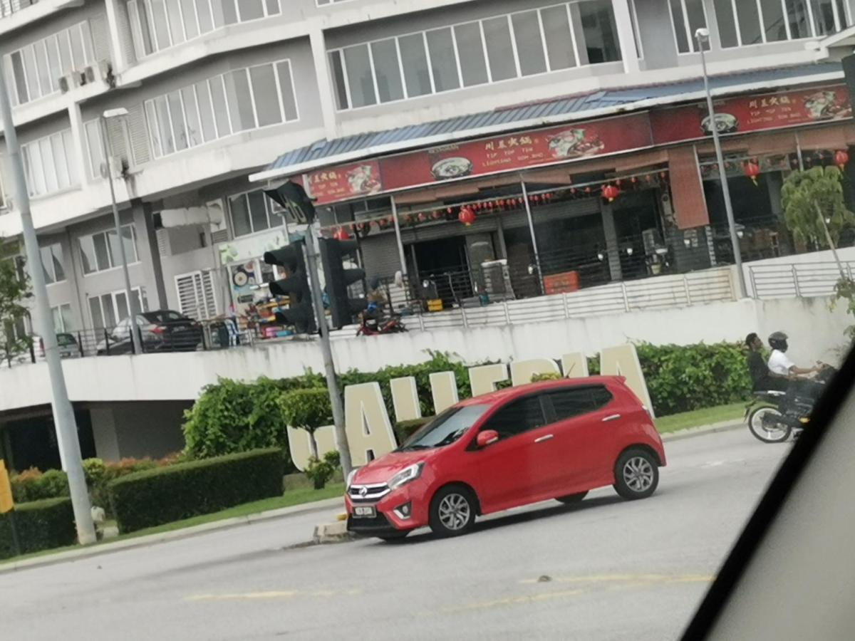 Studio Apartment Cyberjaya Near Bus Terminal Exterior foto